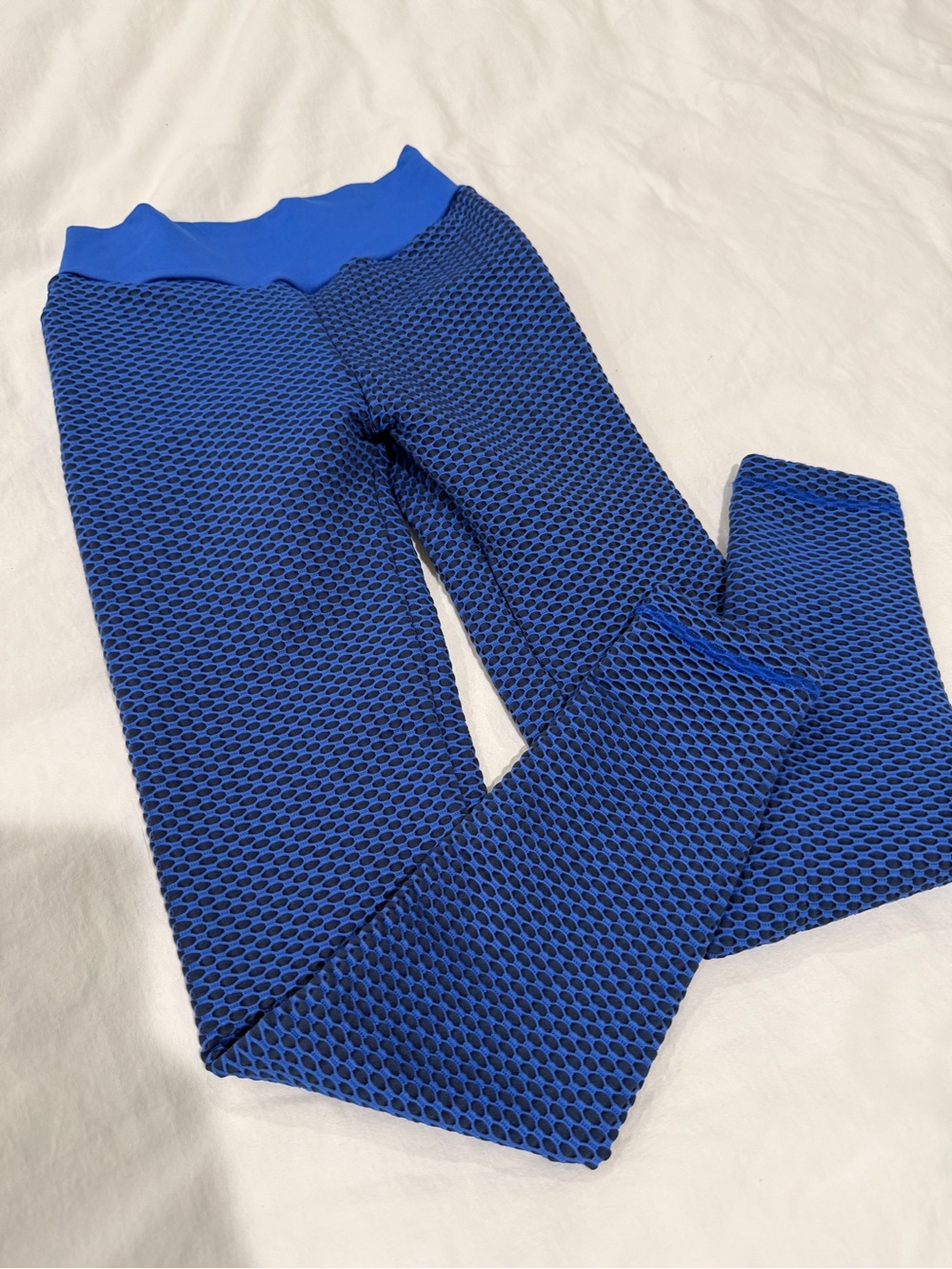 Blue Mesh Textured Leggings – Size M - NWOT